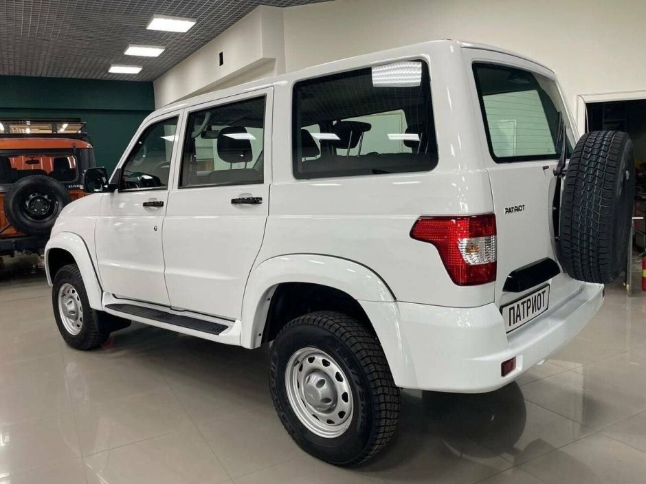 УАЗ Patriot Base Икар + Пакет Limited + Экспедиция Лайт 2.7 МКПП, 2024 фото 4