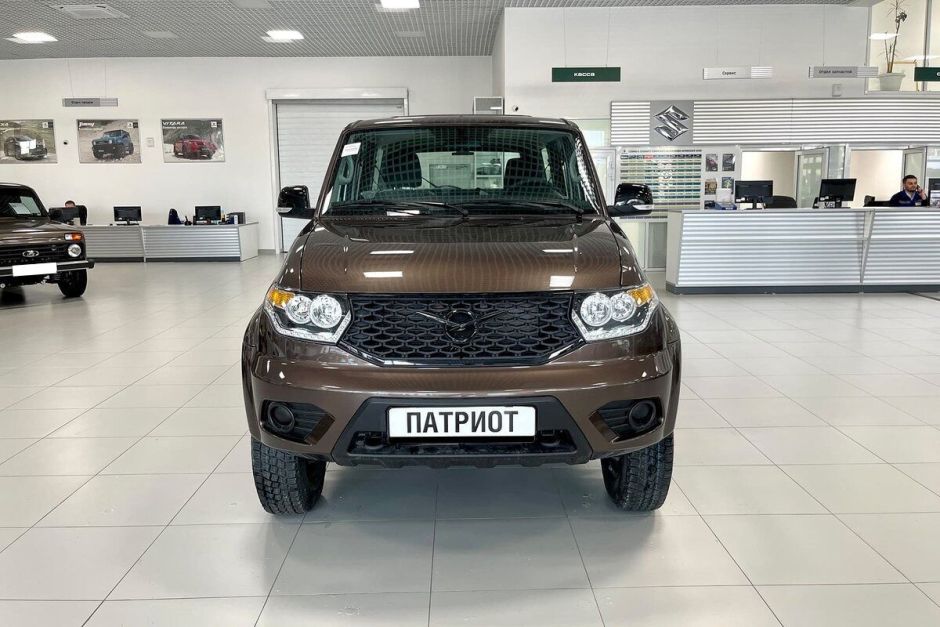 УАЗ Patriot Классик 2.7 МКПП, 2024 фото 2