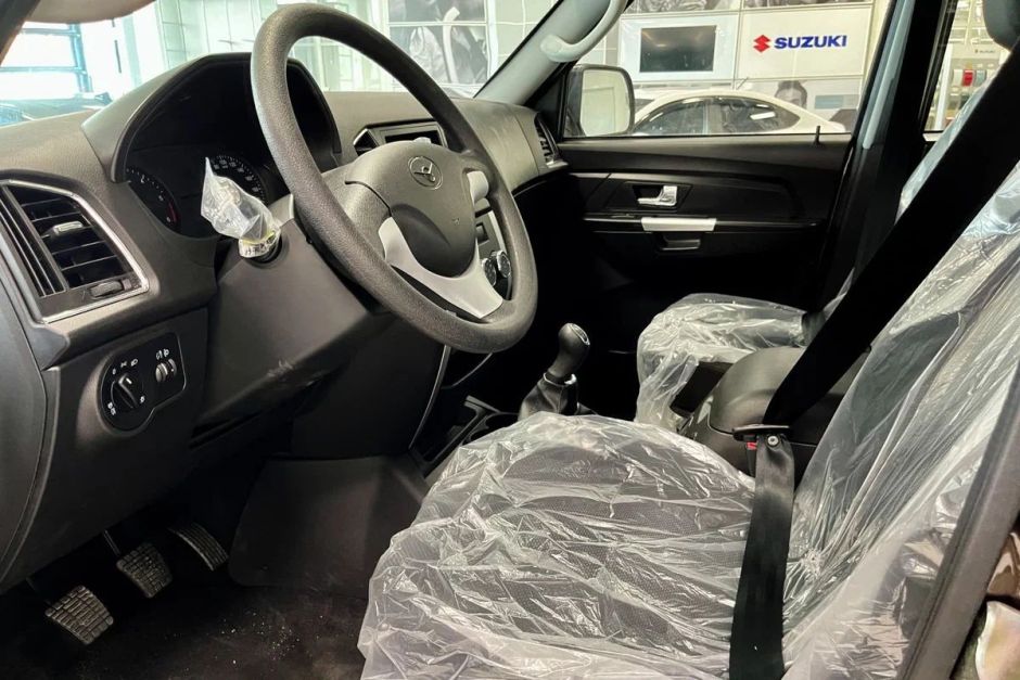 УАЗ Patriot Классик 2.7 МКПП, 2024 фото 6