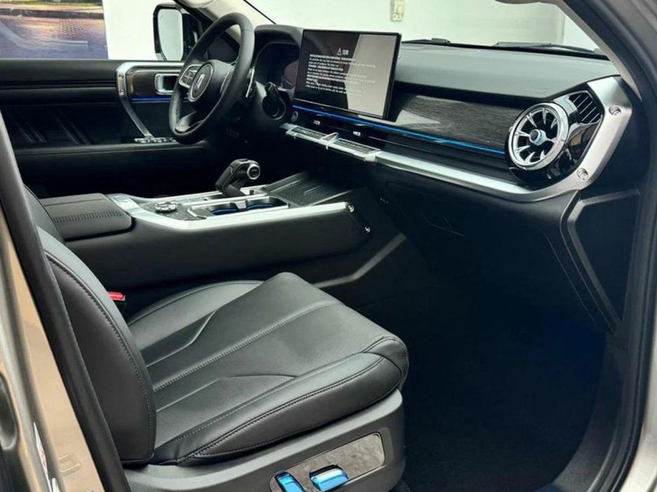 Tank 400 Super 2.0 АКПП, 2024 фото 5