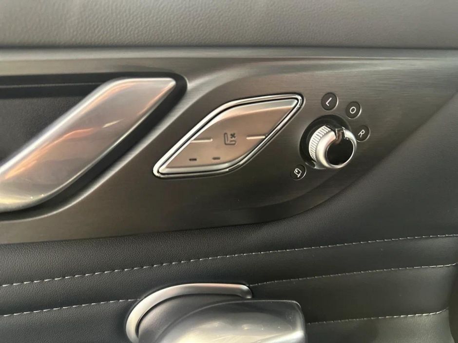 Changan CS95 DLX 2.0 АКПП, 2024 фото 9