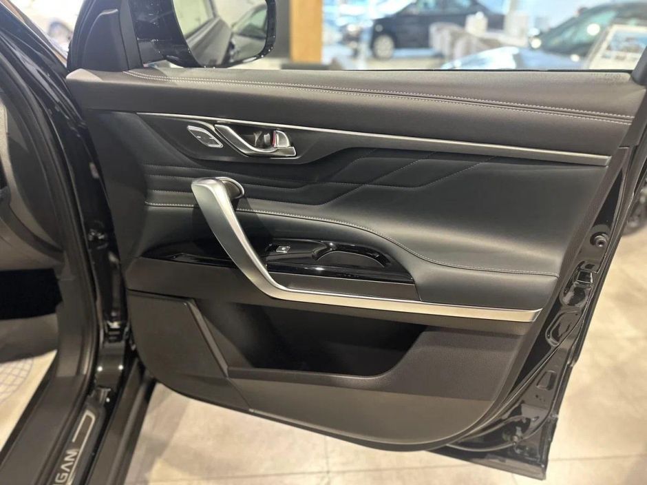 Changan CS95 DLX 2.0 АКПП, 2024 фото 11