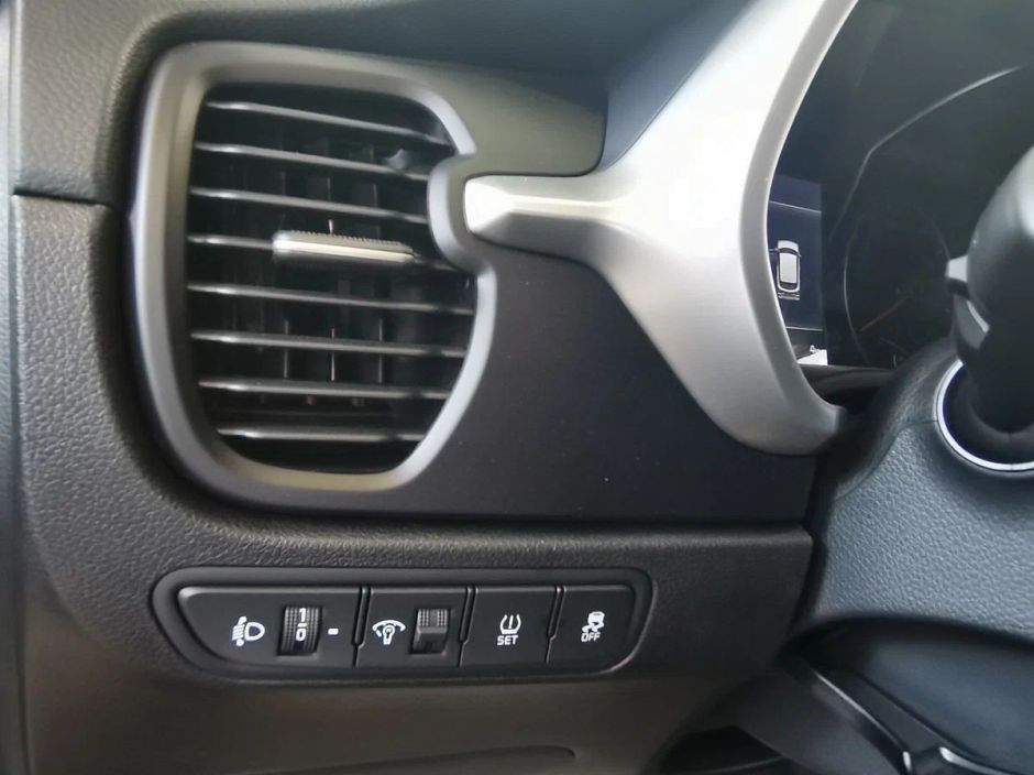 Solaris KRX Premium 1.6 АКПП, 2024 фото 7