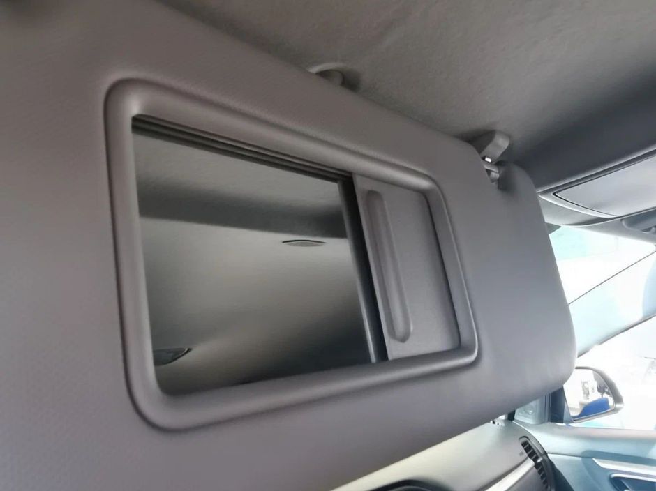 Solaris KRX Premium 1.6 АКПП, 2024 фото 8