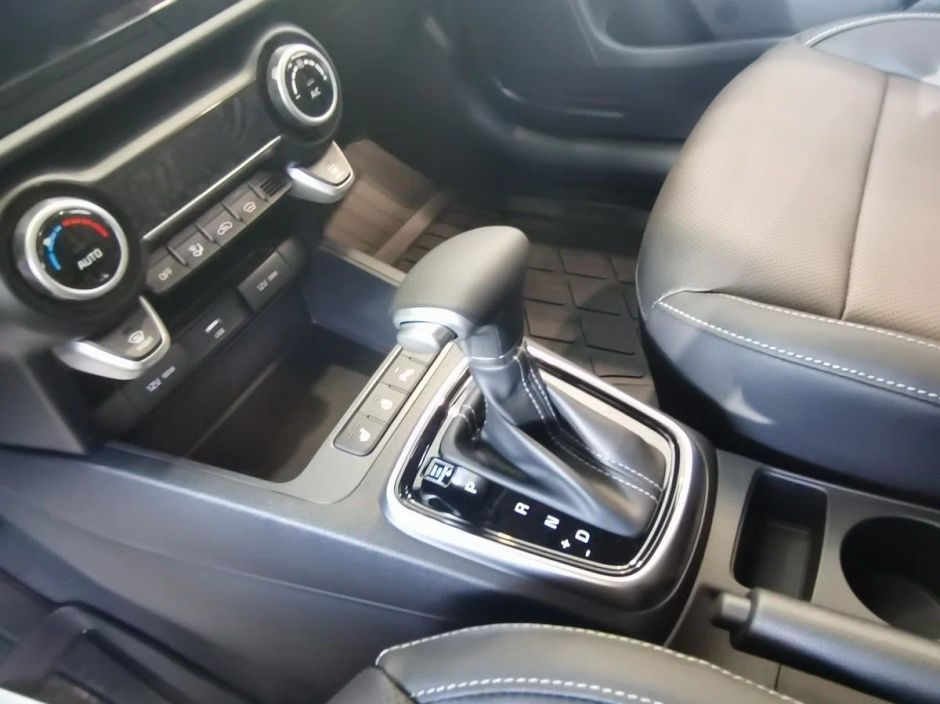 Solaris KRX Premium 1.6 АКПП, 2024 фото 9