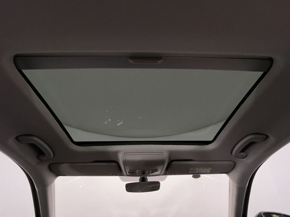 Skoda Superb Luxury 2.0 РКПП, 2024 фото 7