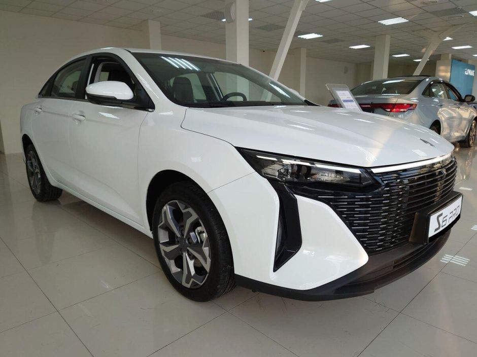 Livan S6 Pro Luxury 1.5 РКПП, 2024 фото 1