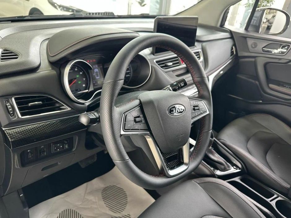 JAC JS3 Luxury 1.6 CVT, 2024 фото 5