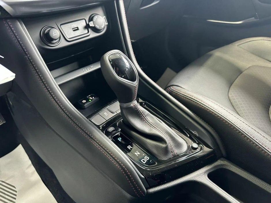 JAC JS3 Luxury 1.6 CVT, 2024 фото 17