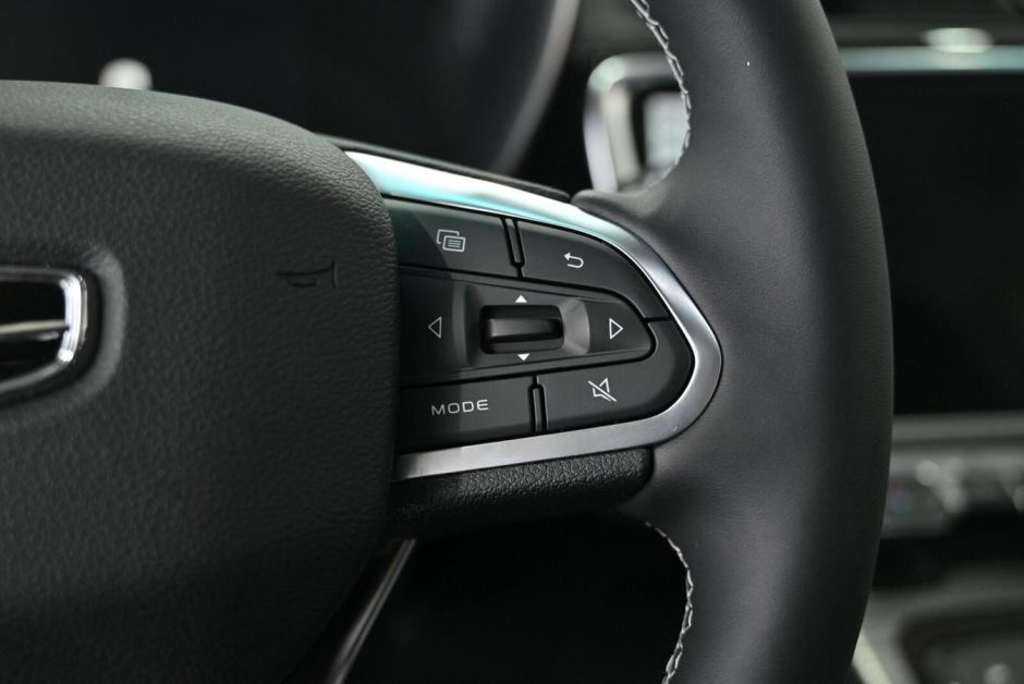 Geely Atlas Pro Comfort 1.5 АКПП, 2024 фото 9