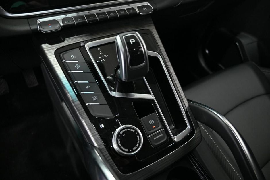 Geely Atlas Pro Comfort 1.5 АКПП, 2024 фото 12