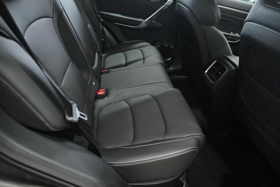 Geely Atlas Pro Comfort 1.5 АКПП, 2024 фото 15