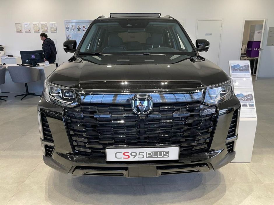 Changan CS95 Black edition tech 2.0 АКПП, 2024 фото 2