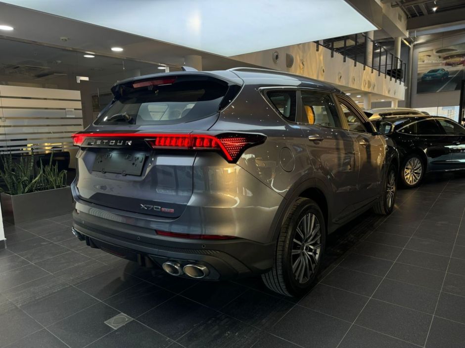 JETOUR X70 Plus Luxury 1.6 РКПП, 2024 фото 4