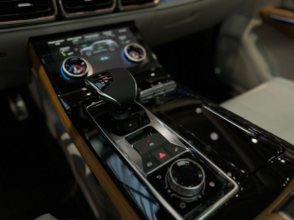 JETOUR X70 Plus Luxury 1.6 РКПП, 2024 фото 9