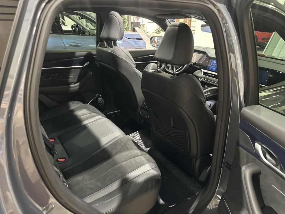 Geely Monjaro Flagship 2.0 АКПП, 2024 фото 10