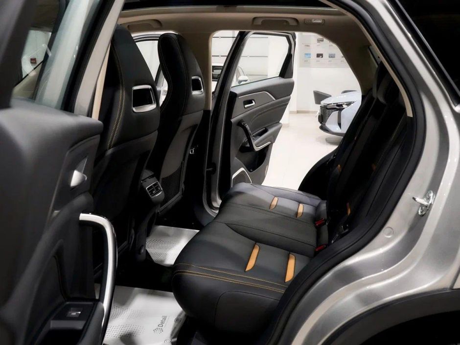 FAW Bestune T77 Luxury (DCT) 1.5 РКПП, 2025 фото 6