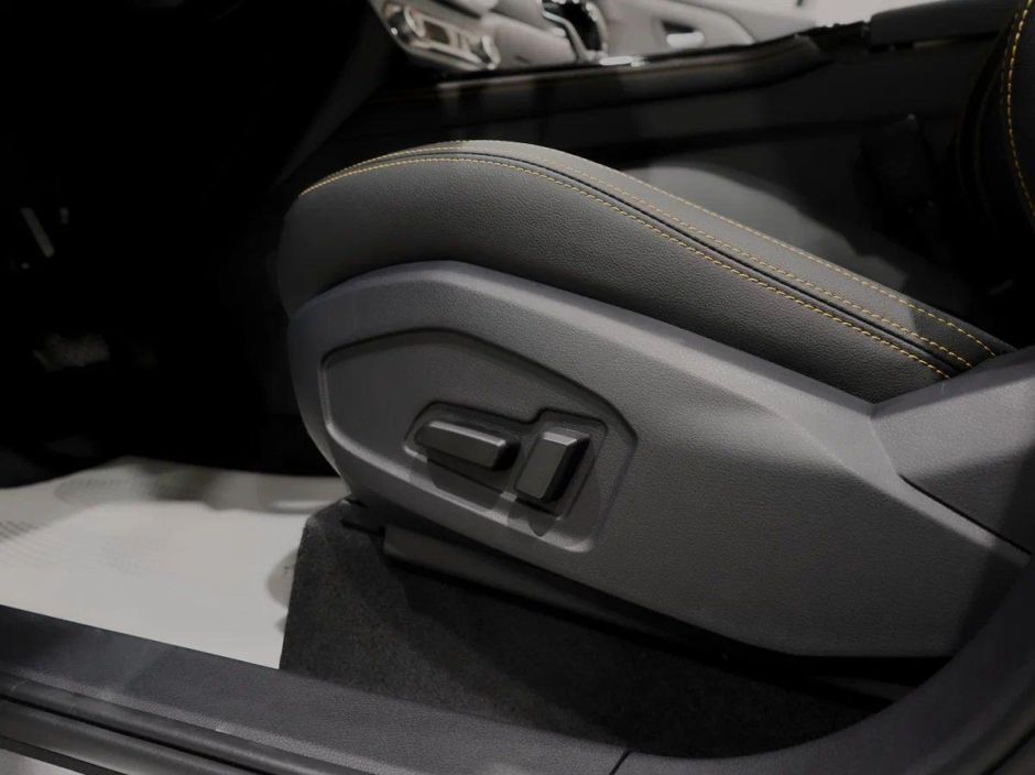 FAW Bestune T77 Luxury (DCT) 1.5 РКПП, 2025 фото 9