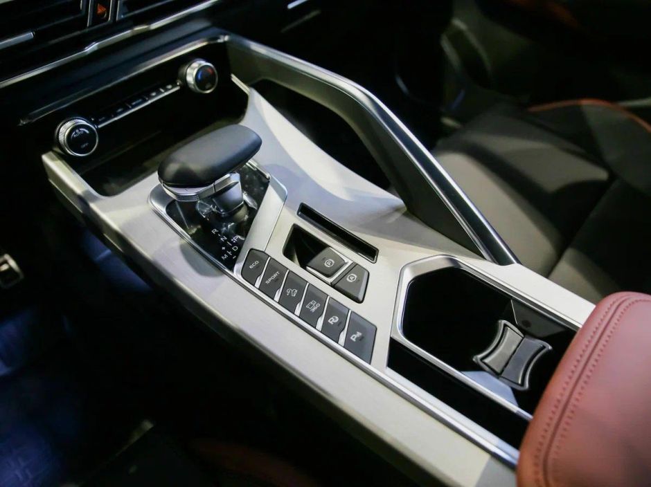 Belgee X50 Prestige 1.5 РКПП, 2024 фото 10