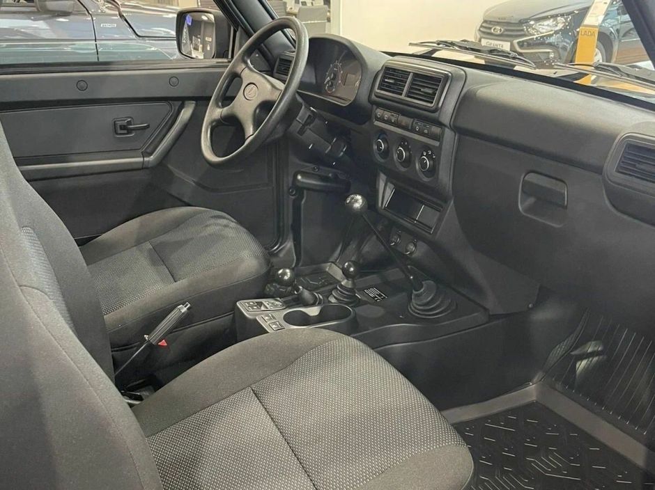 LADA Niva Legend Luxe'24 1.7 МКПП, 2025 фото 6