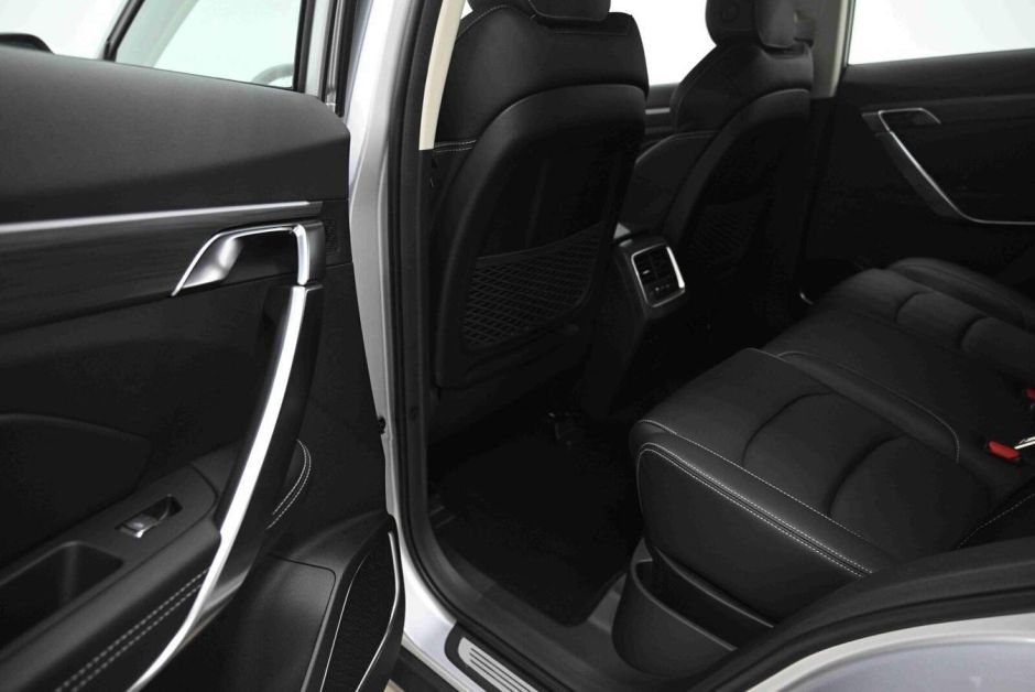 Geely Atlas Pro Luxury 1.5 РКПП, 2024 фото 7