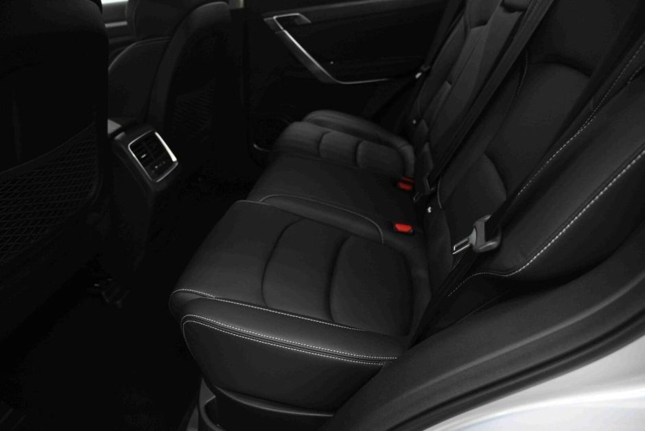 Geely Atlas Pro Luxury 1.5 РКПП, 2024 фото 9