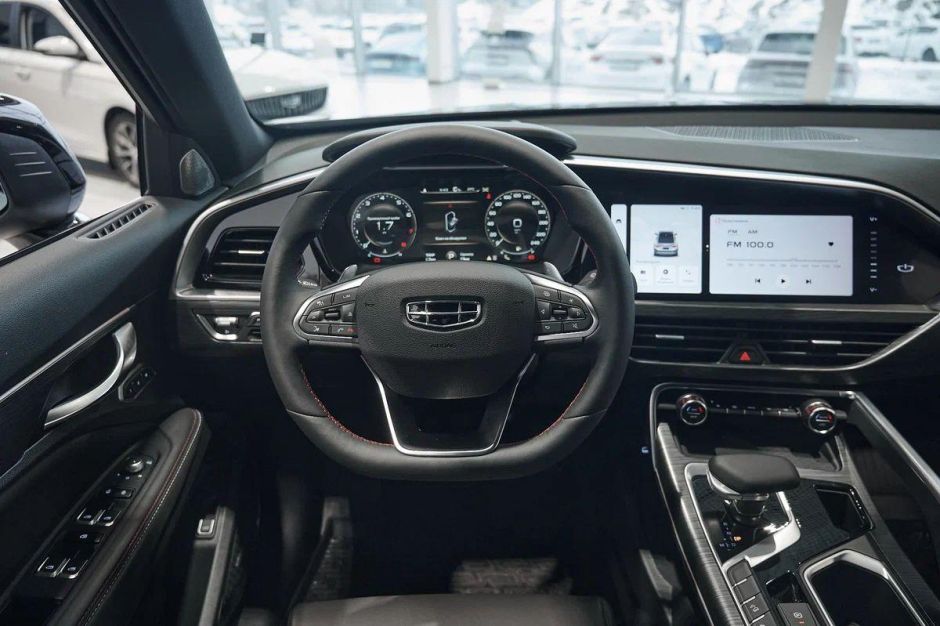 Geely Tugella Flagship Sport 2.0 АКПП, 2024 фото 5