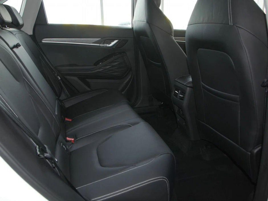 JAC JS6 Luxury 1.5 РКПП, 2024 фото 11