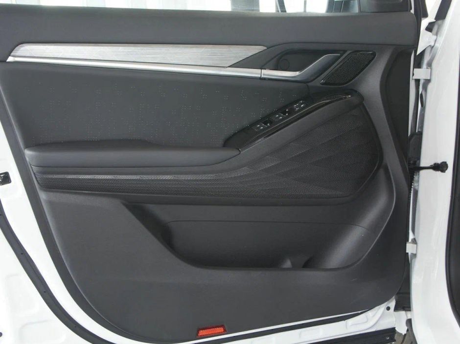 JAC JS6 Luxury 1.5 РКПП, 2024 фото 13