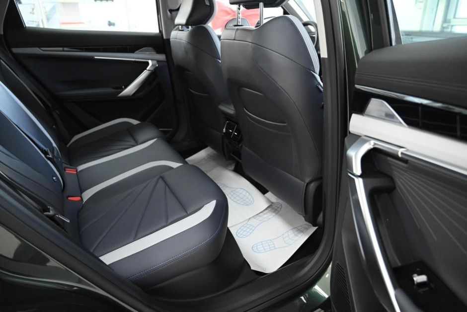 Geely Atlas Flagship 2.0 АКПП, 2024 фото 10