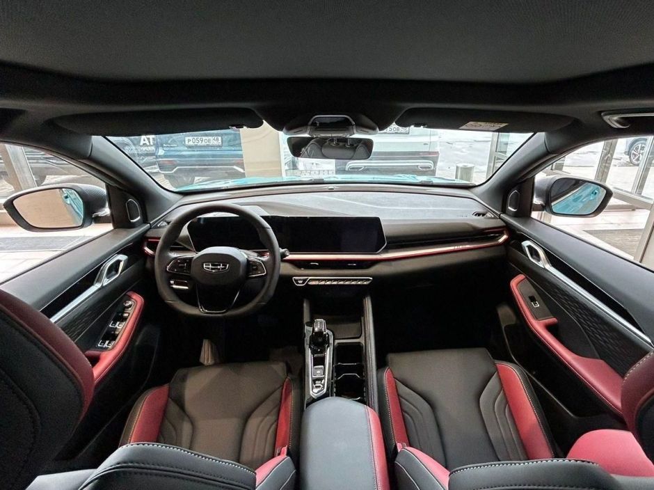 Geely Coolray Luxury 1.5 РКПП, 2024 фото 5