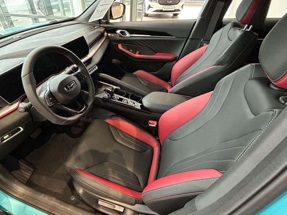 Geely Coolray Luxury 1.5 РКПП, 2024 фото 6