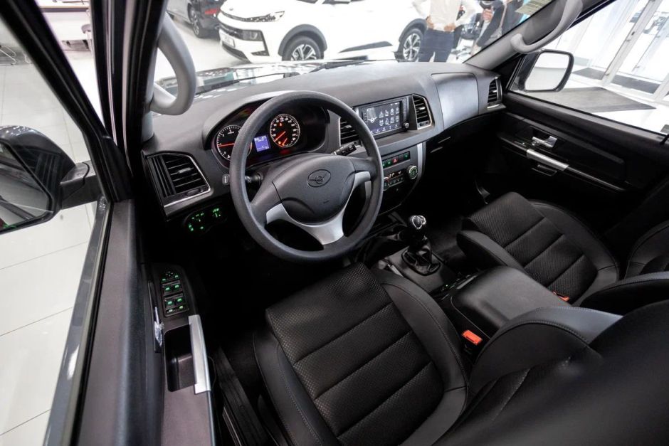 УАЗ Patriot Классик 2.7 МКПП, 2024 фото 5