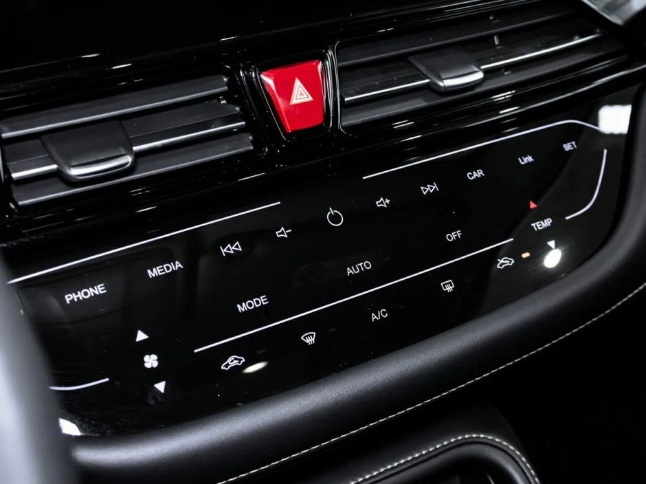 Москвич 3 Комфорт 1.5 CVT, 2023 фото 12