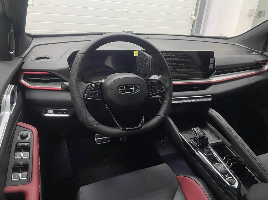 Geely Coolray Exclusive 1.5 РКПП, 2024 фото 5