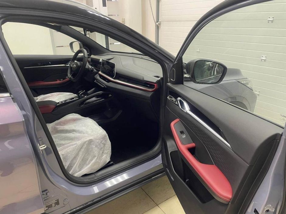 Geely Coolray Exclusive 1.5 РКПП, 2024 фото 8