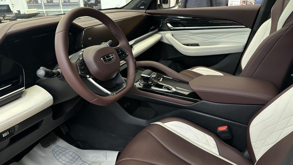 Geely Monjaro Flagship 2.0 АКПП, 2024 фото 5