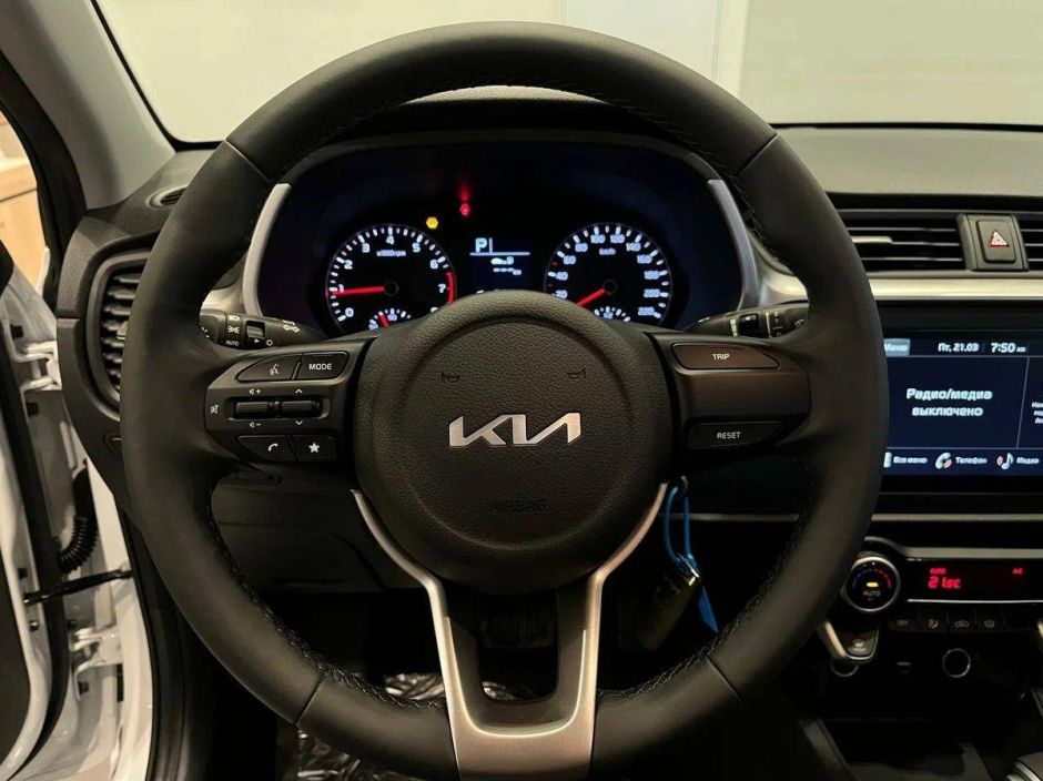 Solaris KRS Luxe AV 1.6 АКПП, 2024 фото 5