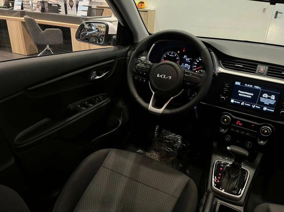 Solaris KRS Luxe AV 1.6 АКПП, 2024 фото 9