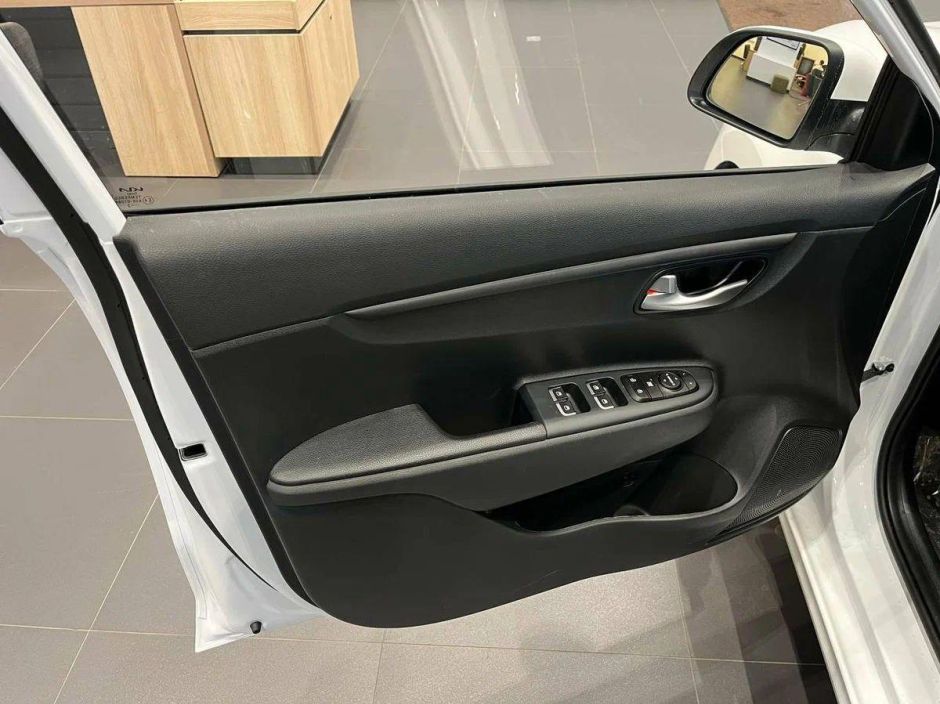 Solaris KRS Luxe AV 1.6 АКПП, 2024 фото 21