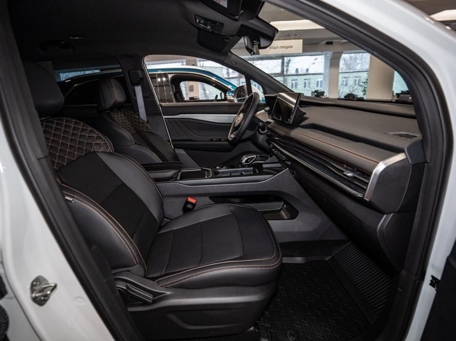 Geely Okavango Luxury 2.0 РКПП, 2024 фото 8