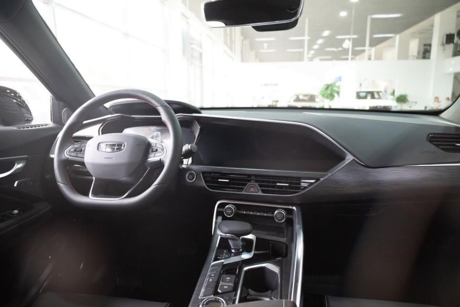 Geely Tugella Luxury 2.0 АКПП, 2024 фото 5