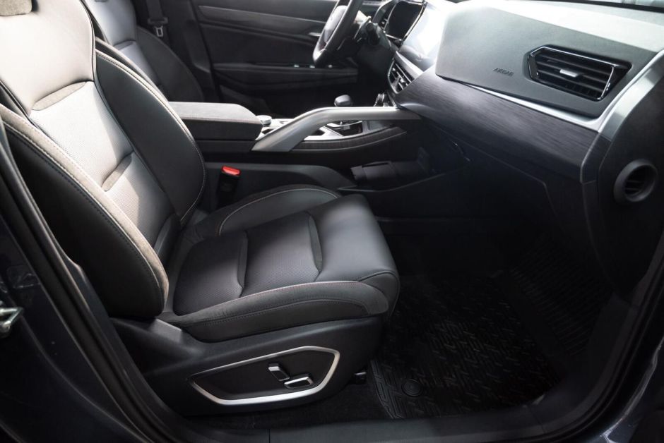 Geely Tugella Luxury 2.0 АКПП, 2024 фото 10