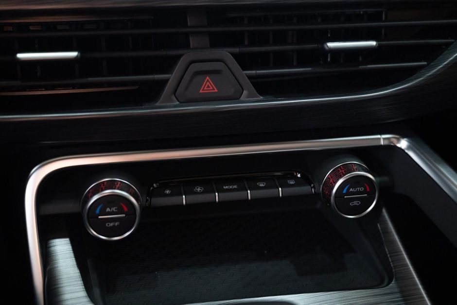 Geely Tugella Luxury 2.0 АКПП, 2024 фото 12