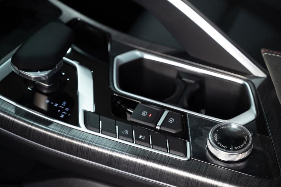 Geely Tugella Luxury 2.0 АКПП, 2024 фото 18