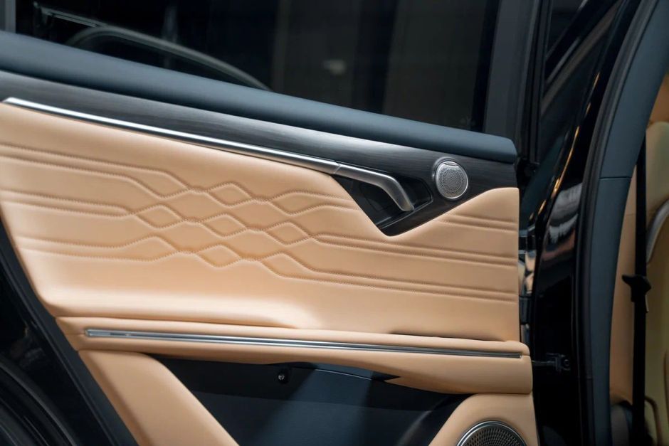 Voyah Free EVR Sport Edition 1.5 АКПП, 2024 фото 13