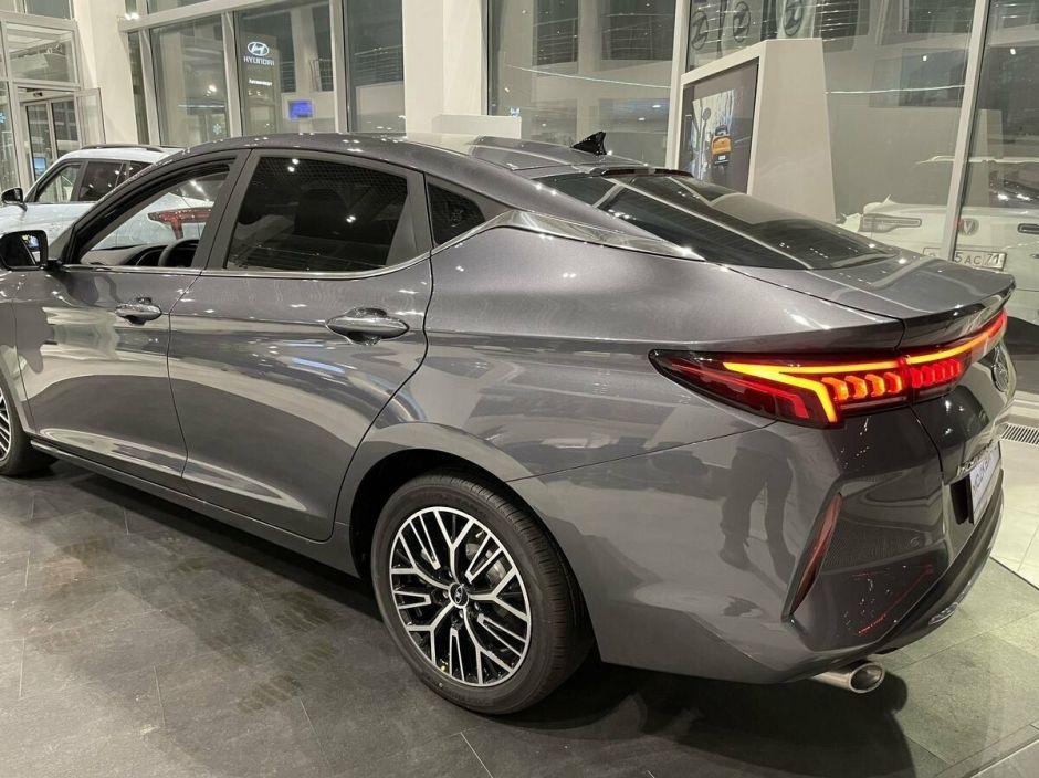 Москвич 6 Бизнес 1.5 CVT, 2024 фото 3