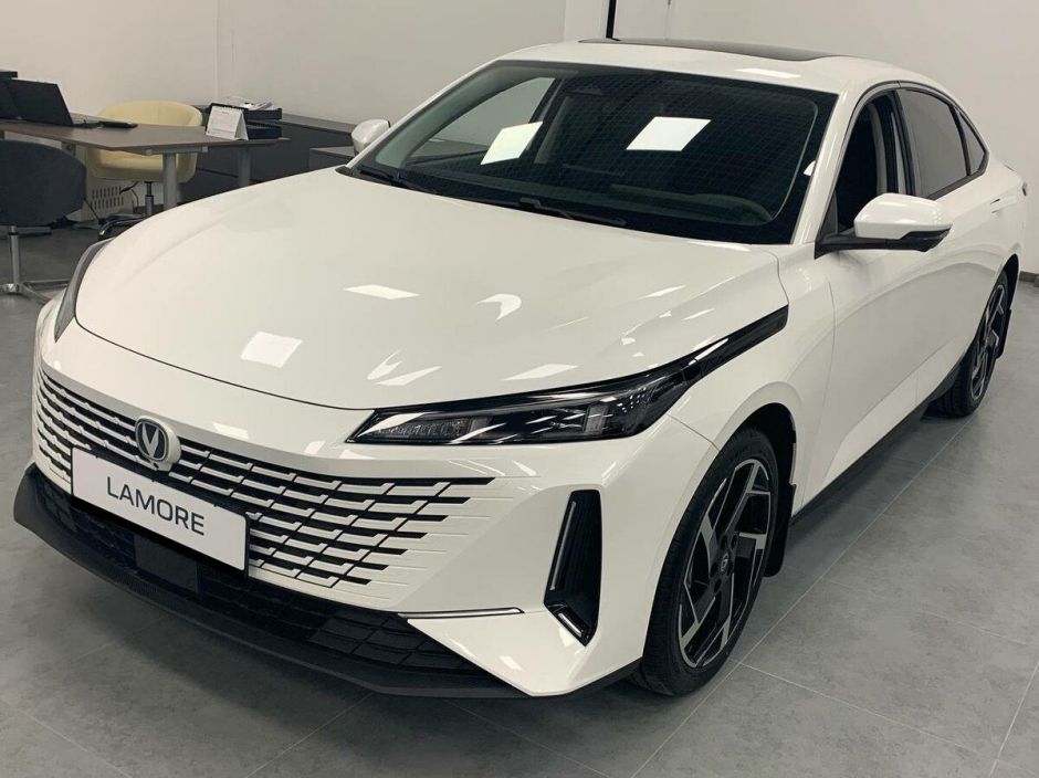 Changan Lamore 1.5T - 7 DCT (Tech) 1.5 РКПП, 2024 фото 1