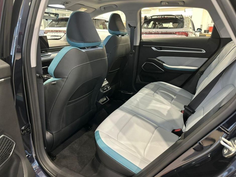 Geely Emgrand Luxury 1.5 АКПП, 2024 фото 7