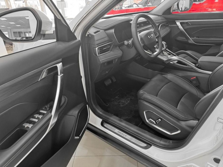 Geely Atlas Pro Luxury 1.5 АКПП, 2024 фото 6
